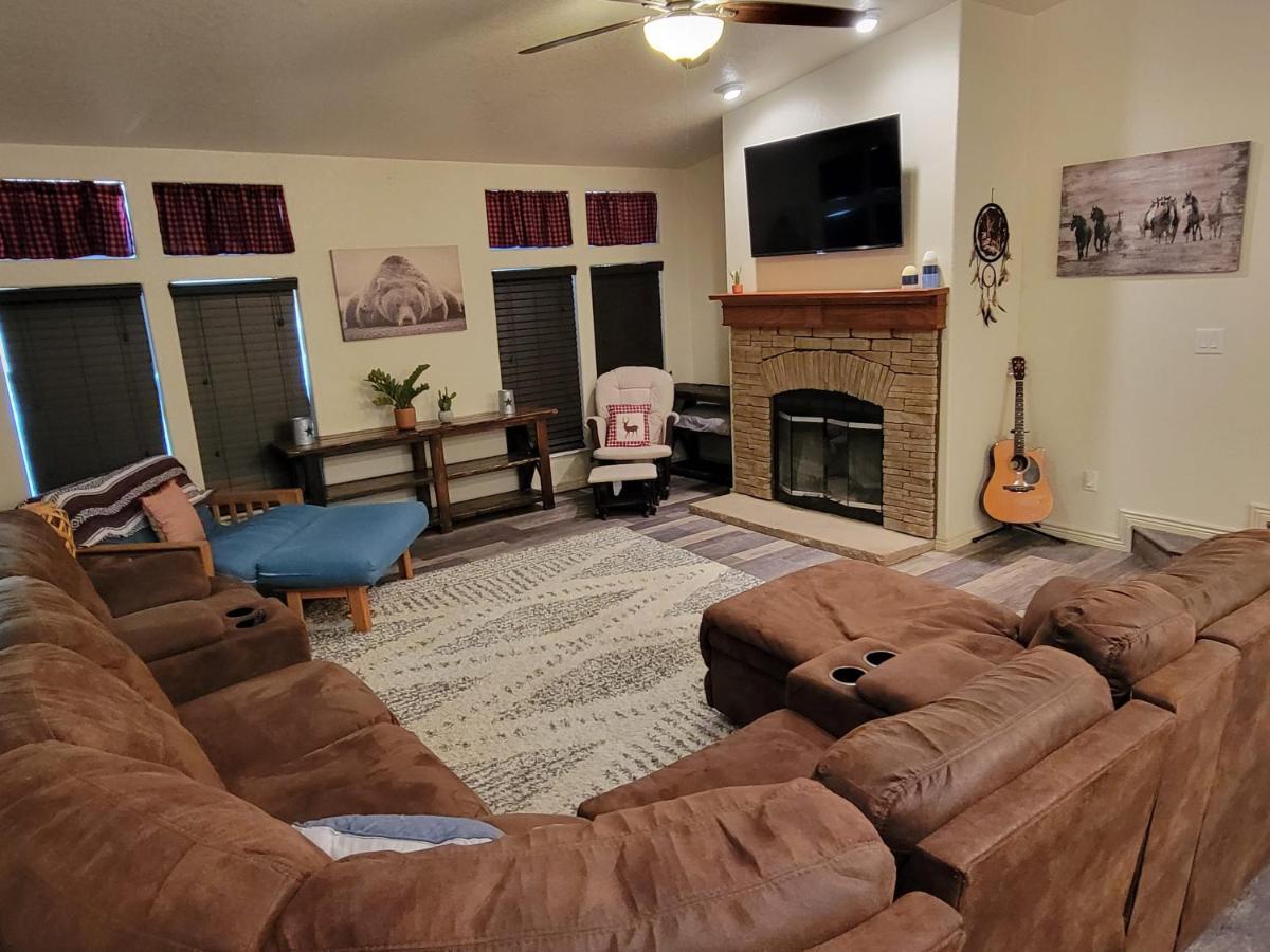 Parker Strip Pool House With Game Room! Dış mekan fotoğraf