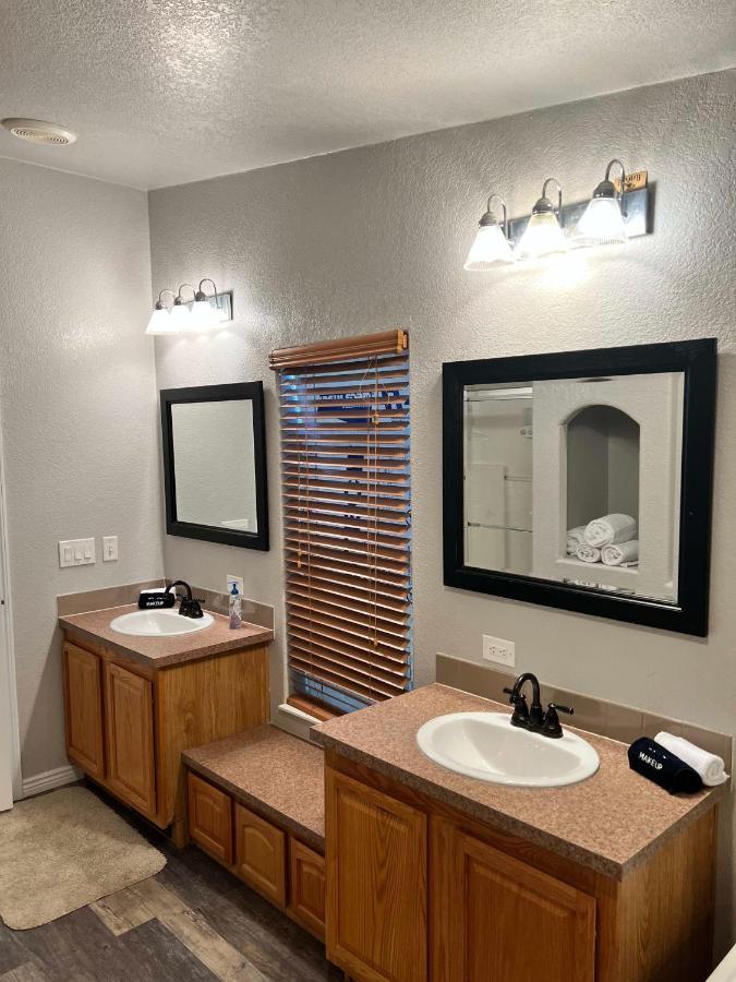 Parker Strip Pool House With Game Room! Dış mekan fotoğraf